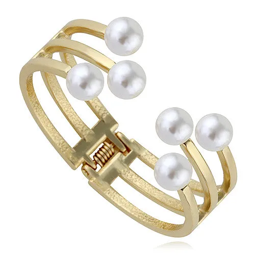 Pearl Layer Bracelet